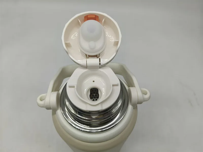 Kids Vacuum Flask Lid and Drinking Opening